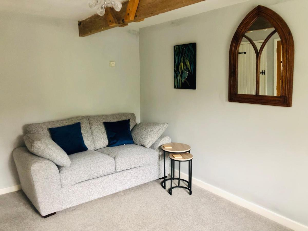 The Annexe At Walnut Tree Cottage Hope under Dinmore Екстериор снимка