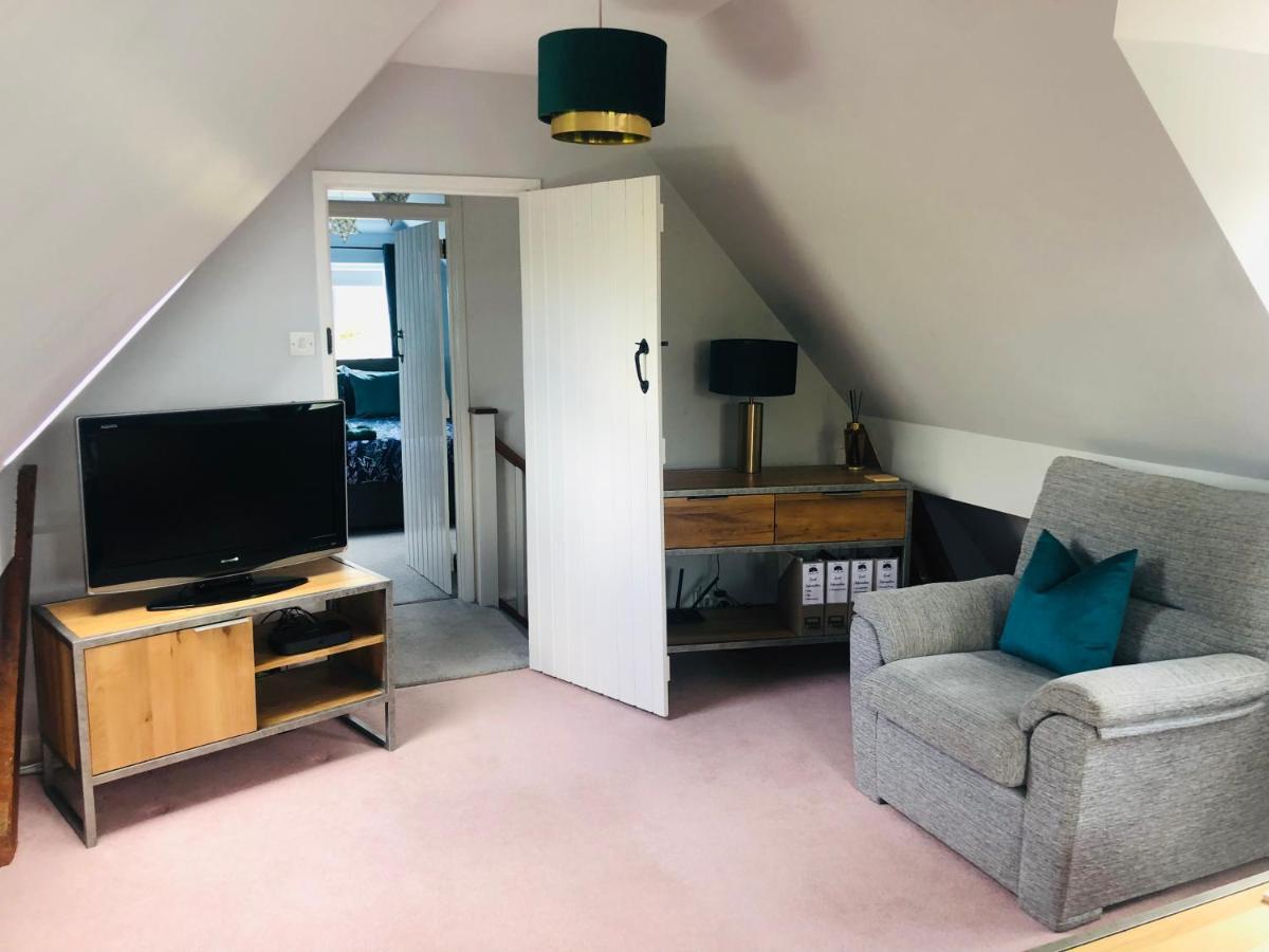 The Annexe At Walnut Tree Cottage Hope under Dinmore Екстериор снимка